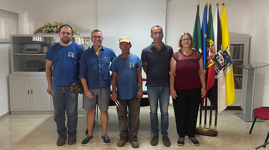Nota sobre entradas nos quadros da Junta de Freguesia de Tavira